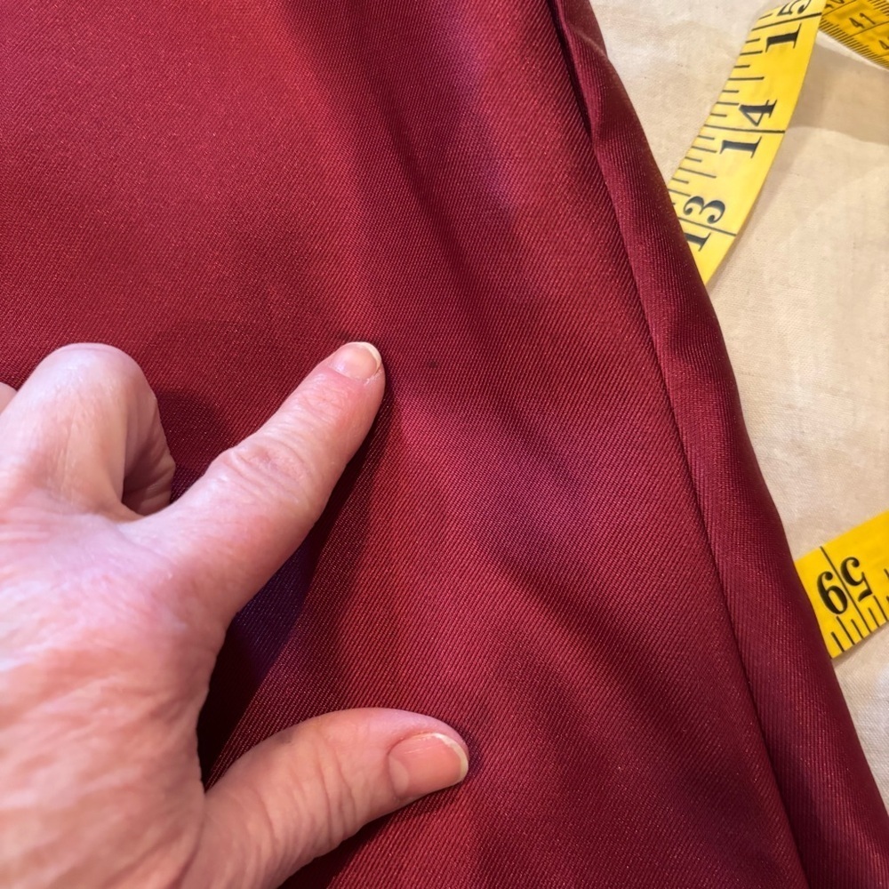 NWT Alfred Sung Off the Shoulder Satin Gown in Burgundy, size 4R - Picture 12 of 16